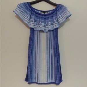 WHBM off of the shoulder Beautiful top